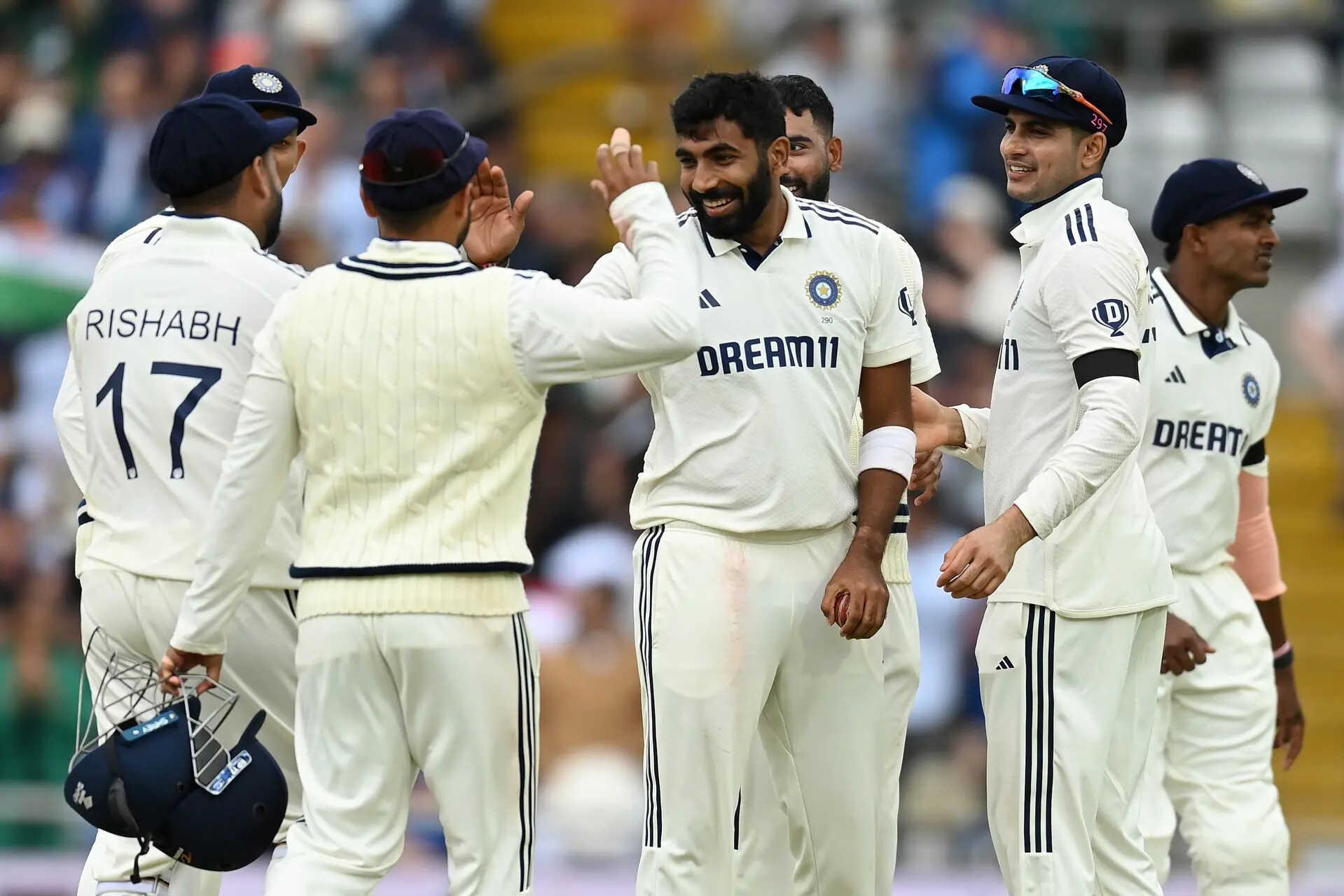 IND vs ENG Live: India hunt for breakthroughs as Duckett, Crawley keep England steady