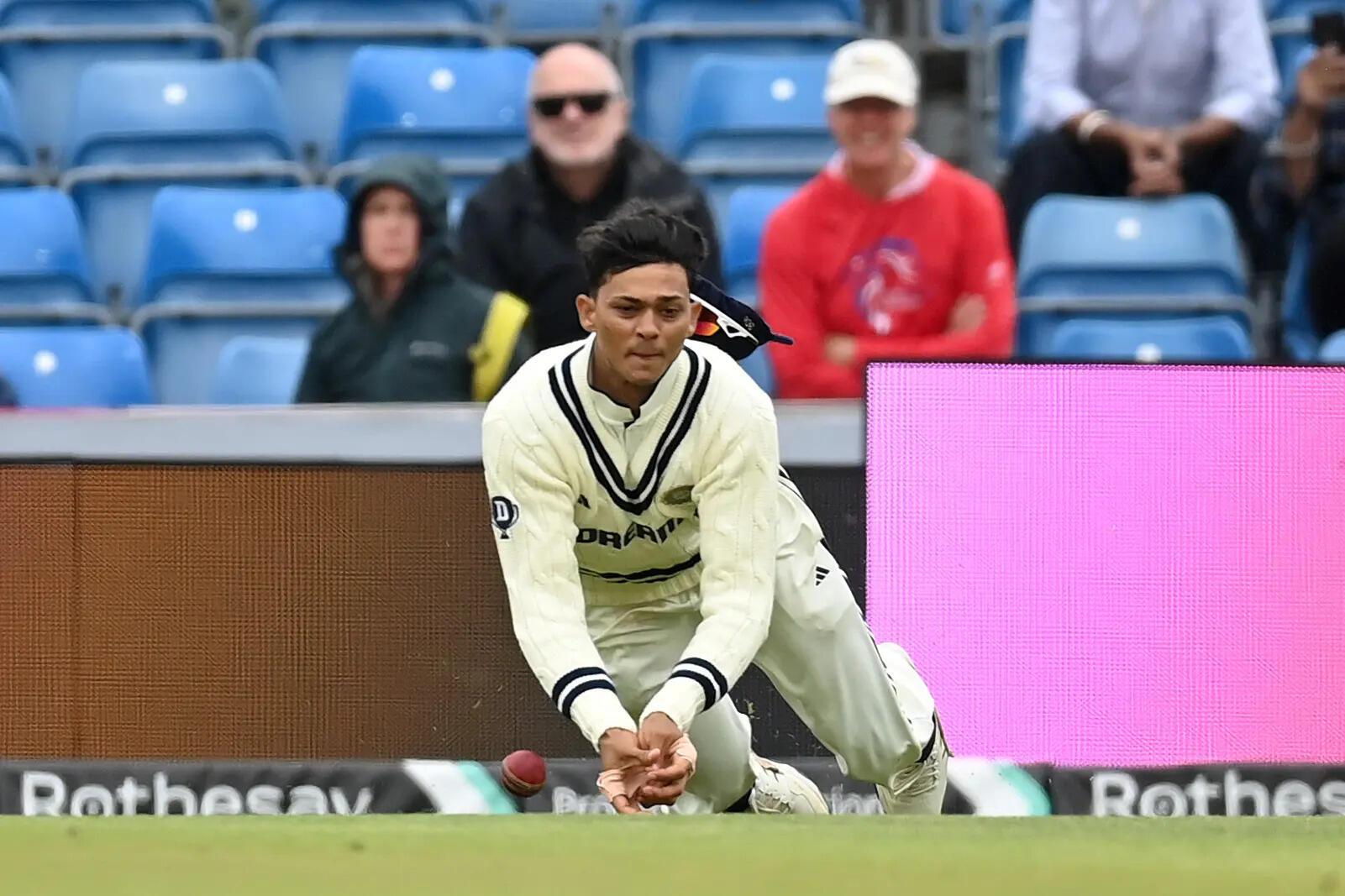 WATCH: After Headingley howler, old video of Jaiswal dropping catches resurfaces